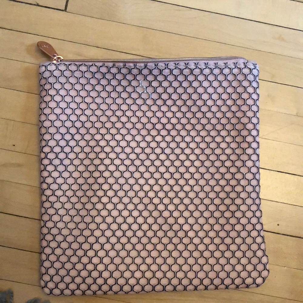 Make up bag
